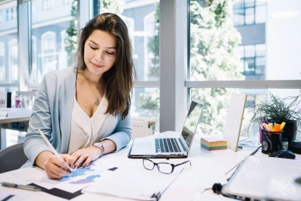 Saber como mudar de MEI para LTDA é fundamental para quem precisa expandir o negócio ou alterar o formato empresarial para anteder a legislação. Saiba mais!